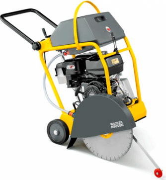 Резчик швов Wacker Neuson MFS-1350CE в прокат в Кургане. У нас лучшая цена за сутки! Возможность взять в аренду с выгодной скидкой до 40% при экспресс доставке 24/7. И помните, ночью стоимость еще дешевле на 30%! #арендапрокат #виброплита #выгодно